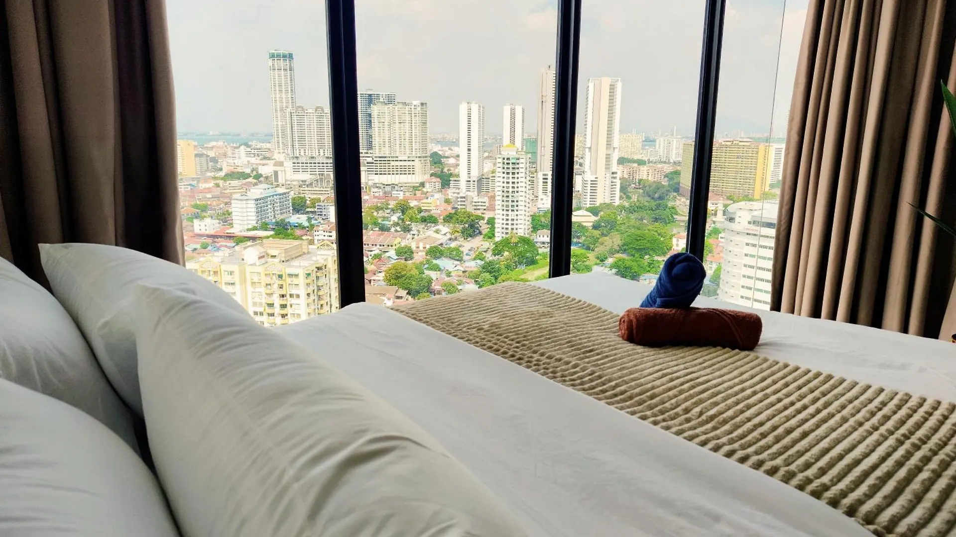 Skypool 2Br 9Pax Premium Suite@Beacon @Georgetown @Penang דירה ג'ורג' טאון