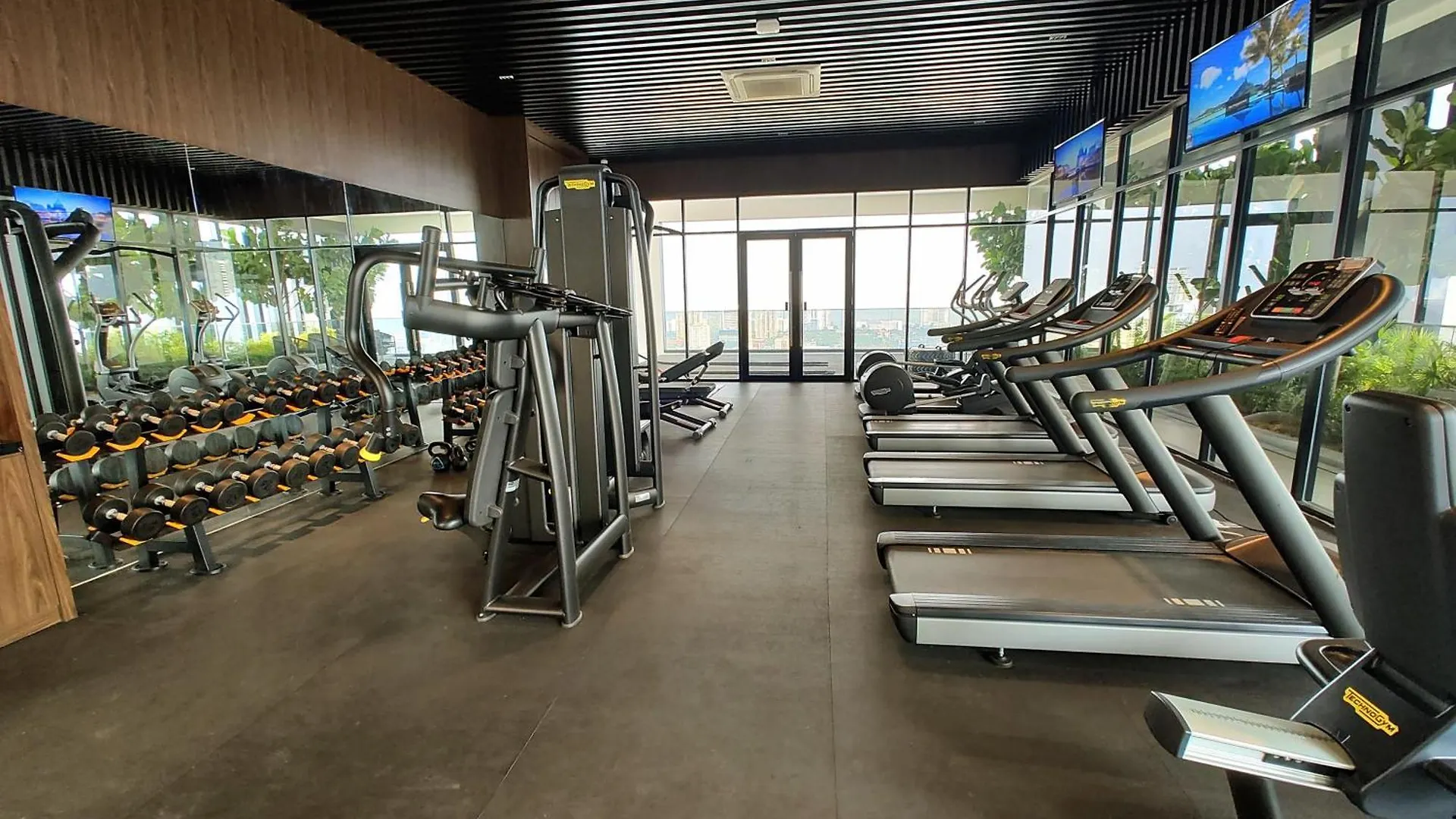 Skypool 2Br 9Pax Premium Suite@Beacon @Georgetown @Penang ג'ורג' טאון